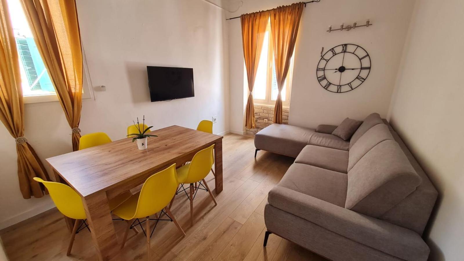 R&E Apartment Split Cameră foto